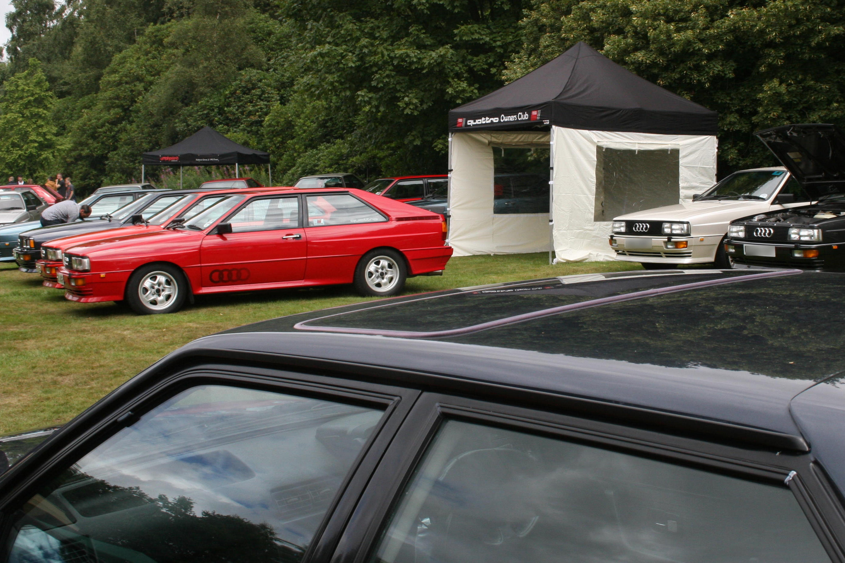 Members can join-in and attend classic car shows throughout the UK