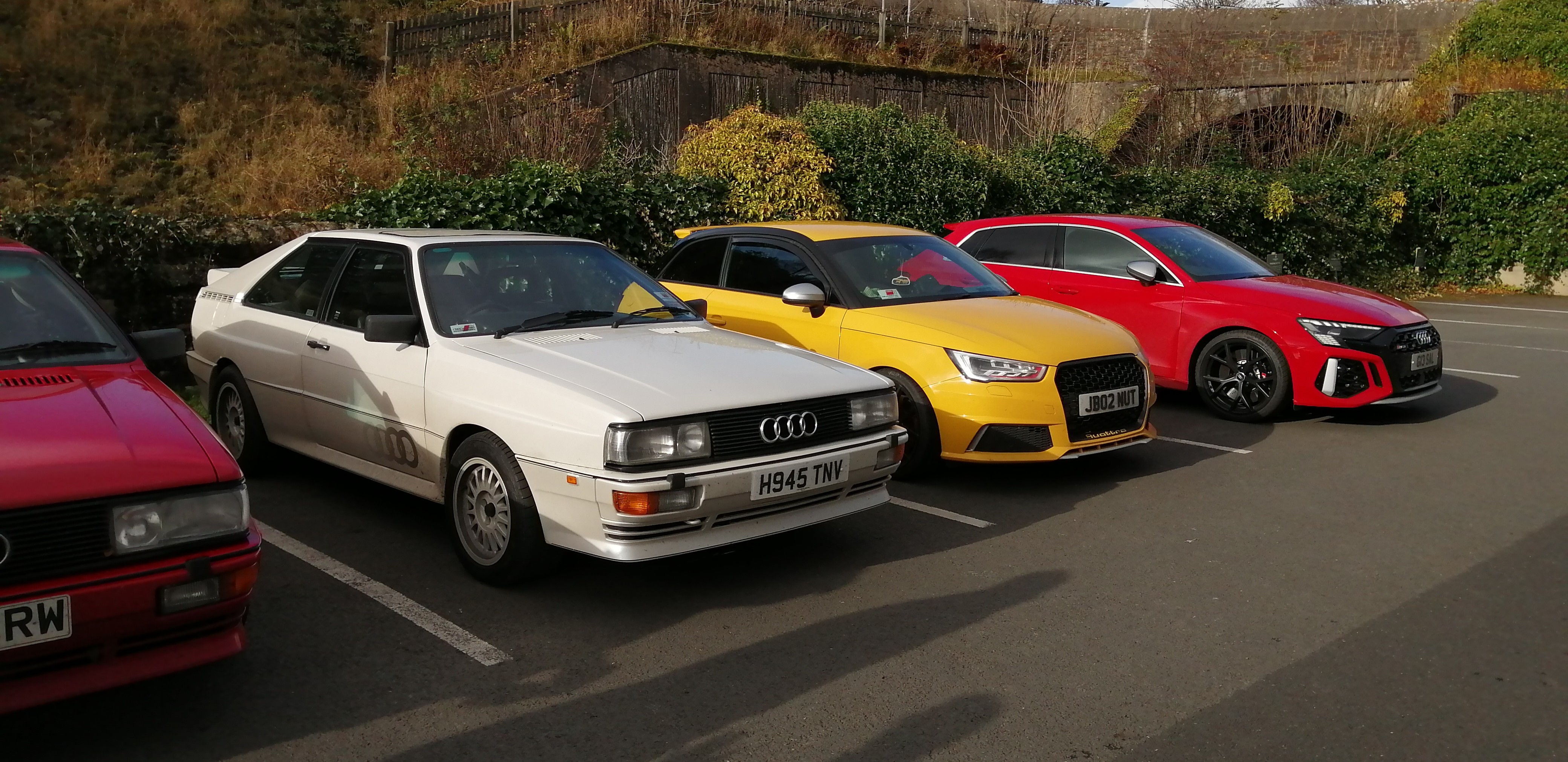Enjoy entertaining regional and national quattro Owners' Club events throughout the year